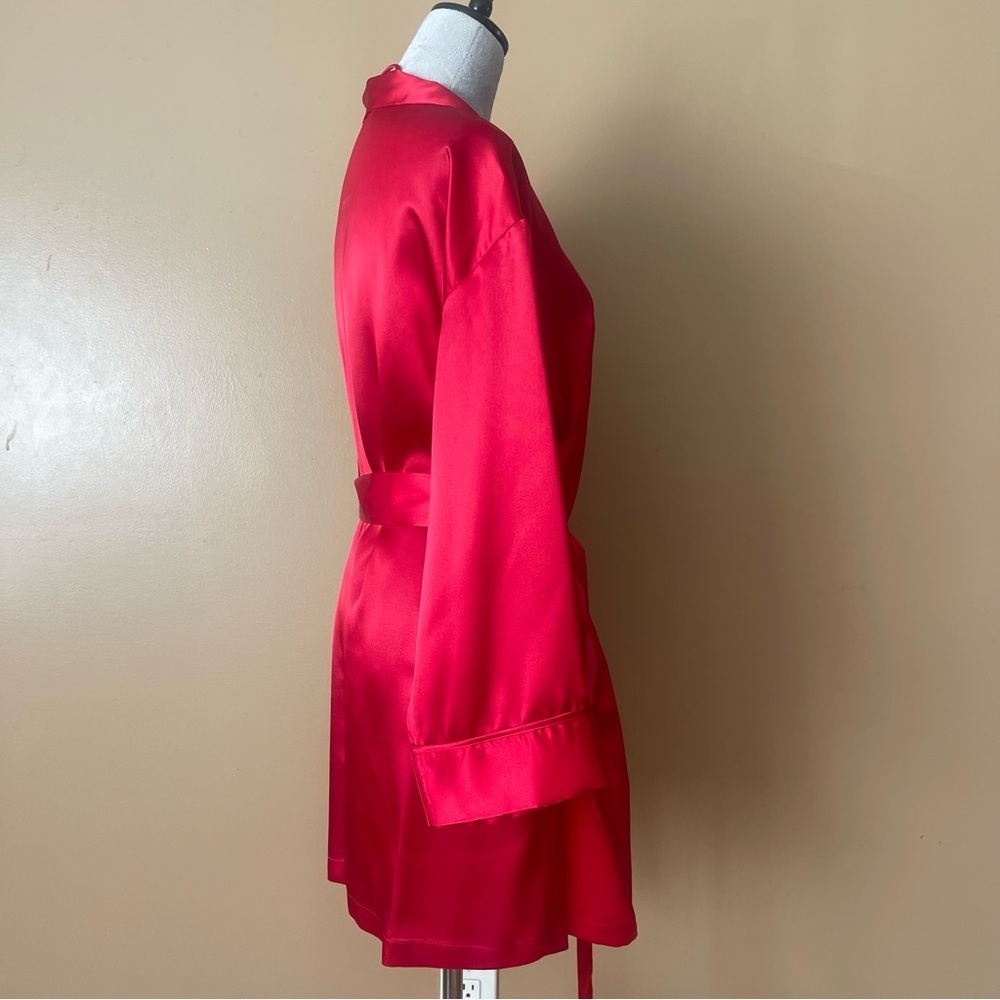 Victoria's Secret 1980-1990s gold label Scarlet Satin Robe - Picture 5 of 7